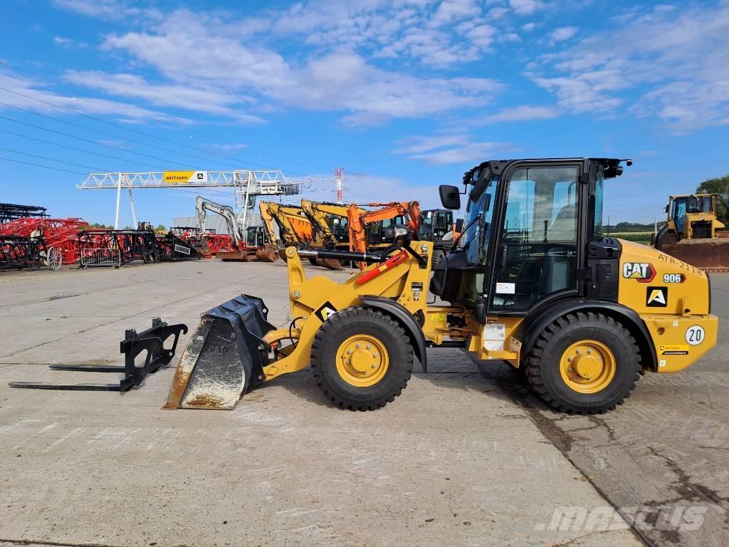 CAT 906 (Bucket + Forks) Wheel Loaders