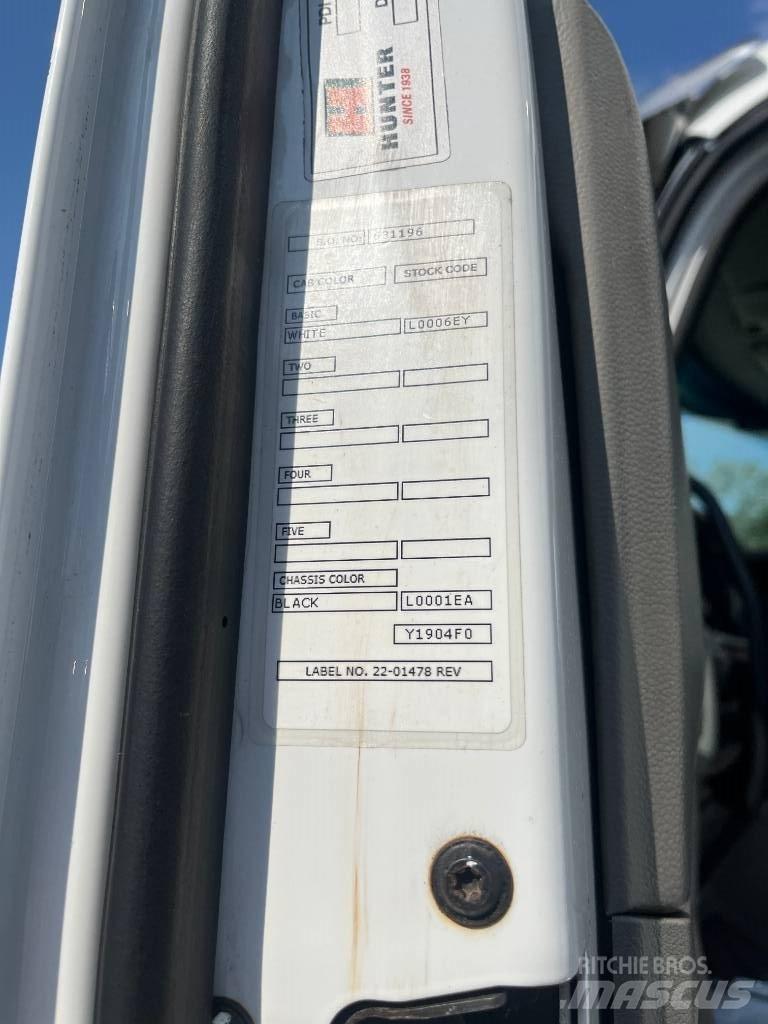 Peterbilt 579 Conventional Trucks / Tractor Trucks