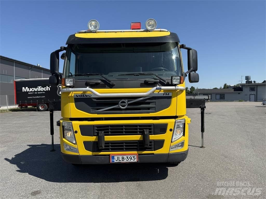 Volvo FM370 6X2 Boom / Crane / Bucket Trucks