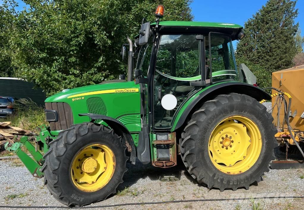 John Deere 5090 R Tractors