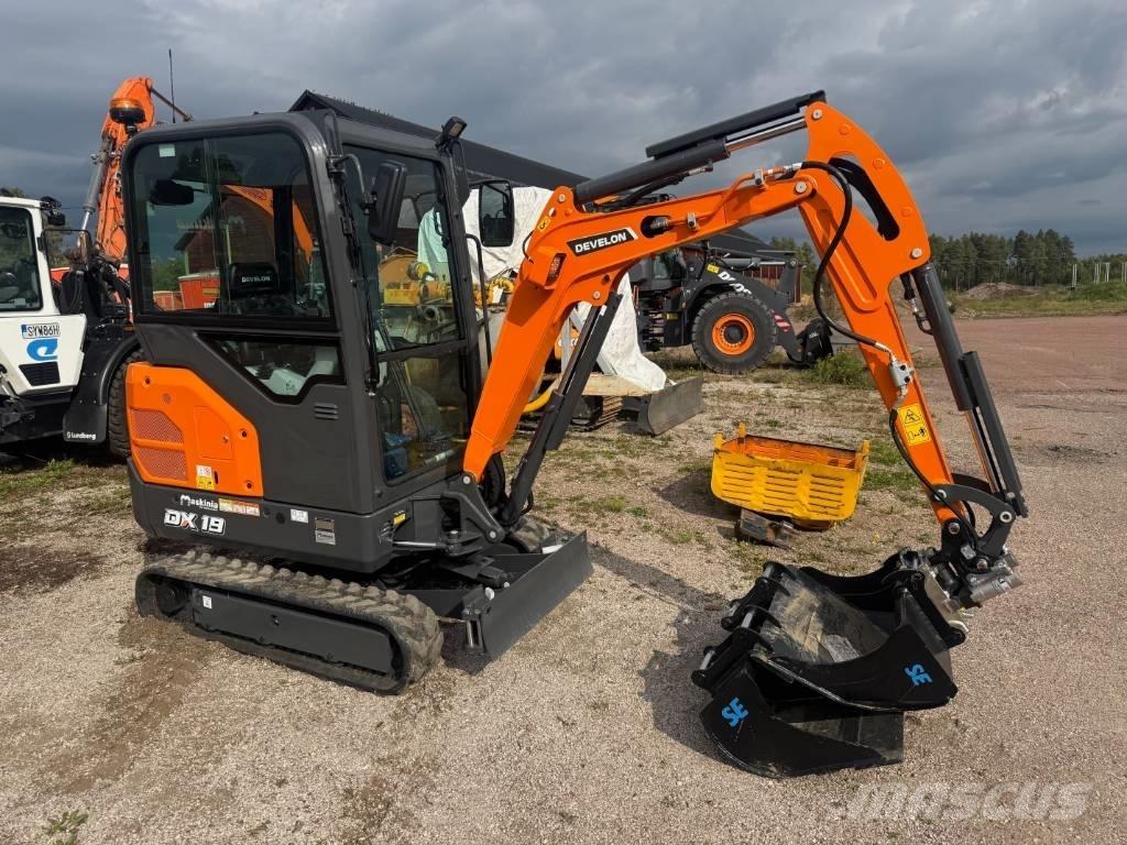 Develon DX 19-7 Mini Excavators <7t (Mini Diggers)