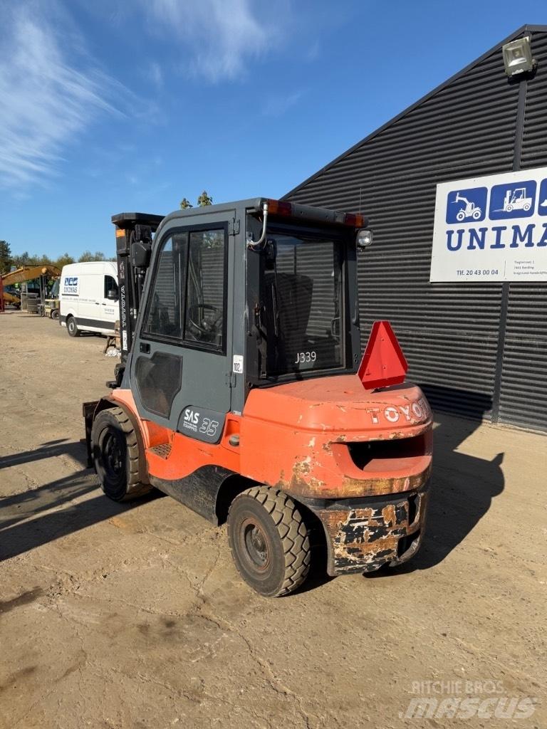 Toyota FD 35 Diesel Forklifts