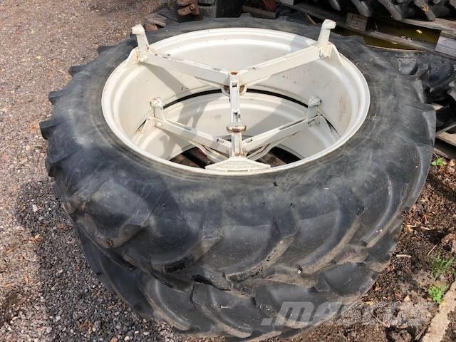 Pirelli 13.6 R38 Tires, wheels and rims