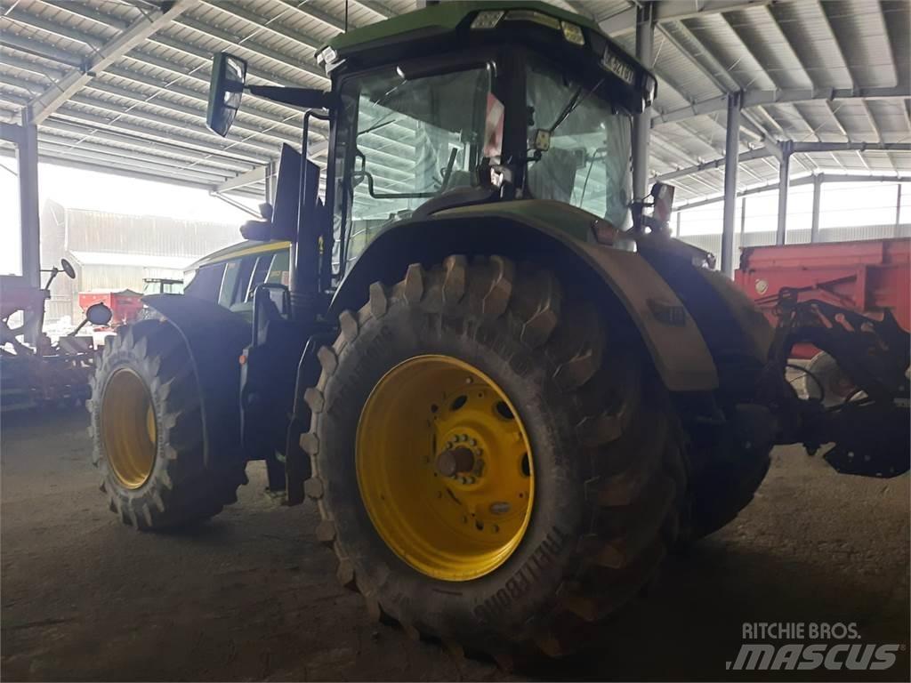 John Deere 7r310 Tractors