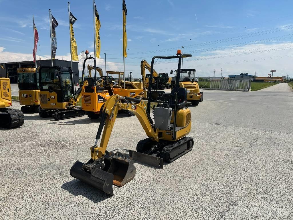 CAT 300.9 D Mini Excavators <7t (Mini Diggers)