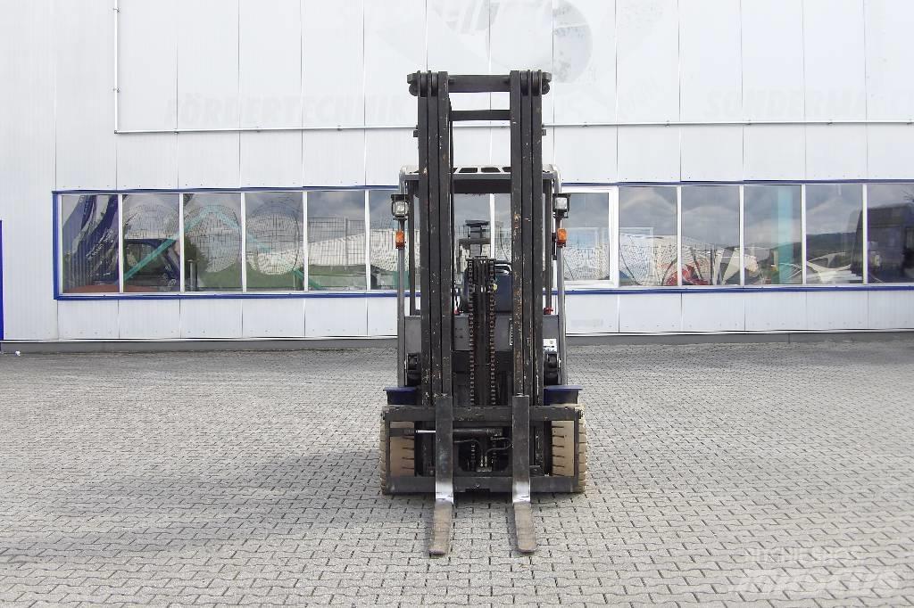 Manitou ME 430 Electric Forklifts