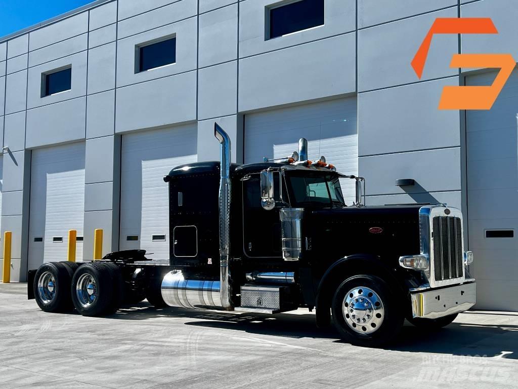 Peterbilt 389 Conventional Trucks / Tractor Trucks