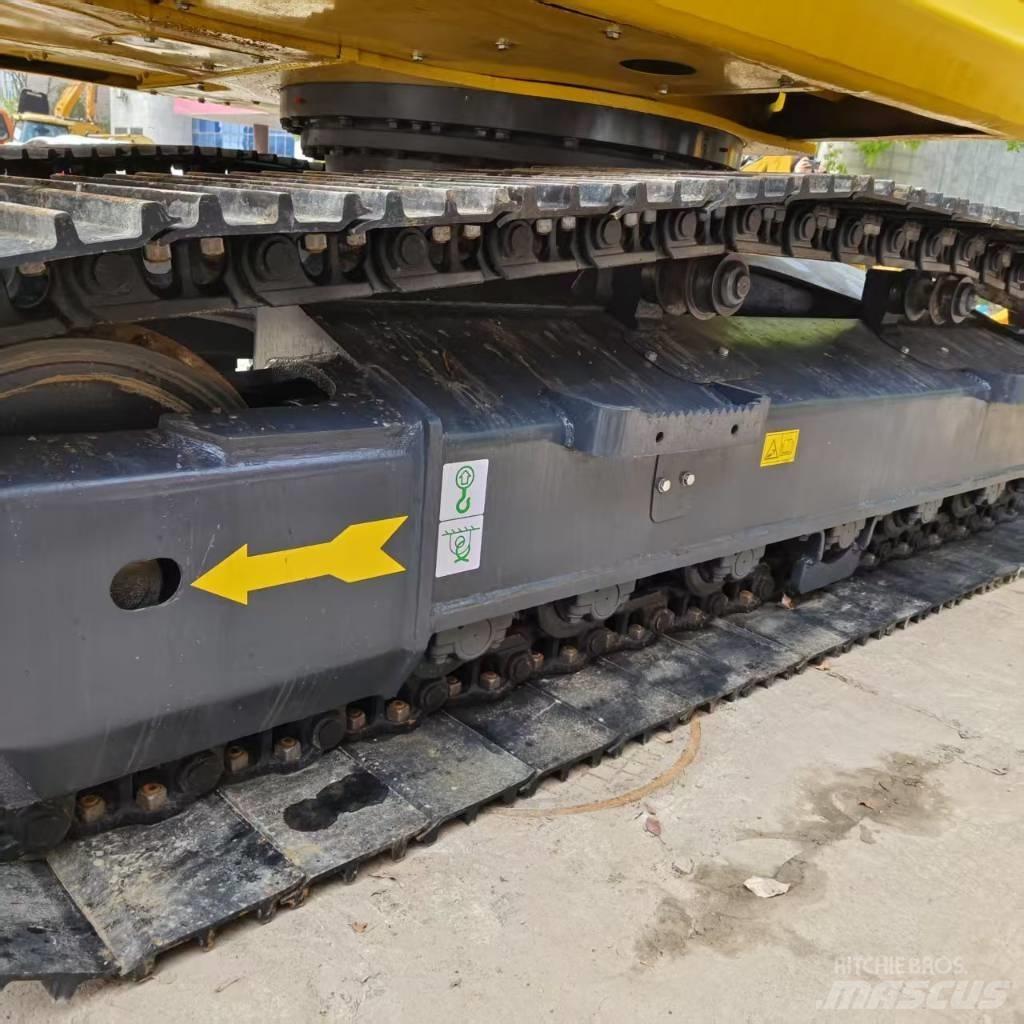 Komatsu PC 200-8 Crawler Excavators