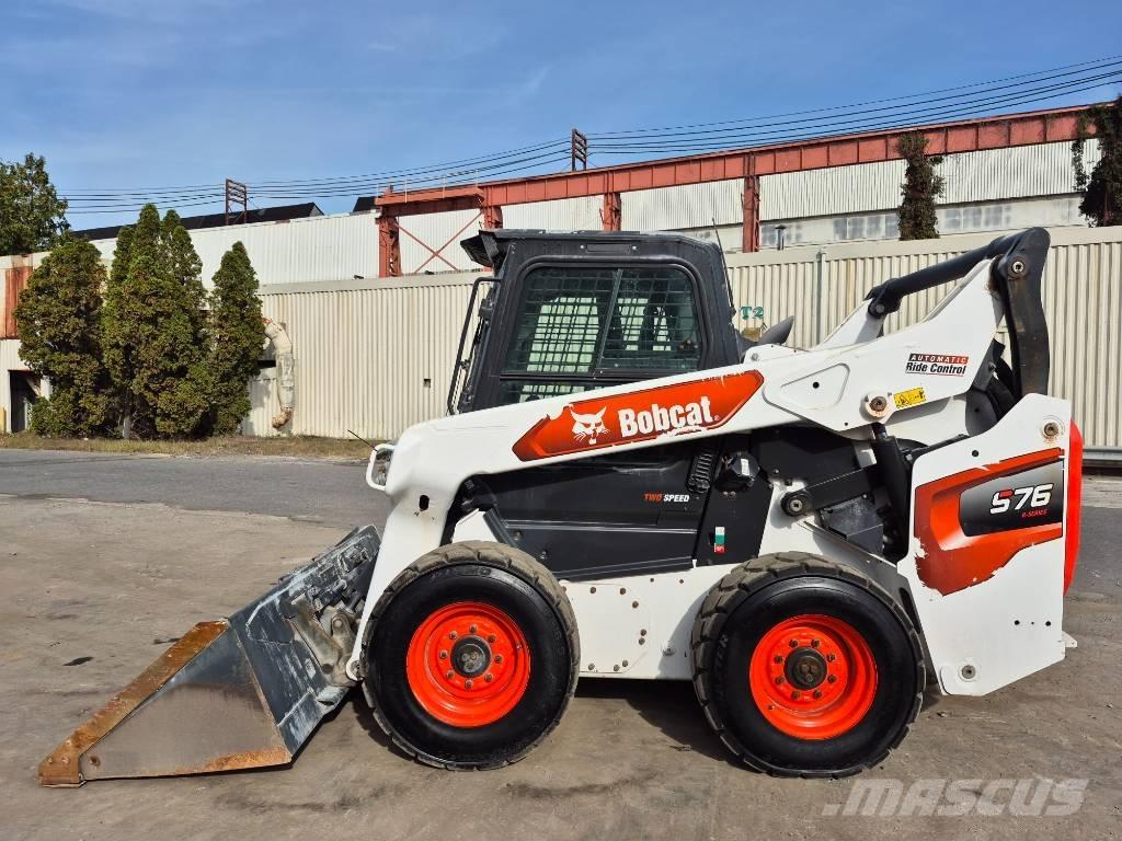 Bobcat S 76 Skid Steer Loaders