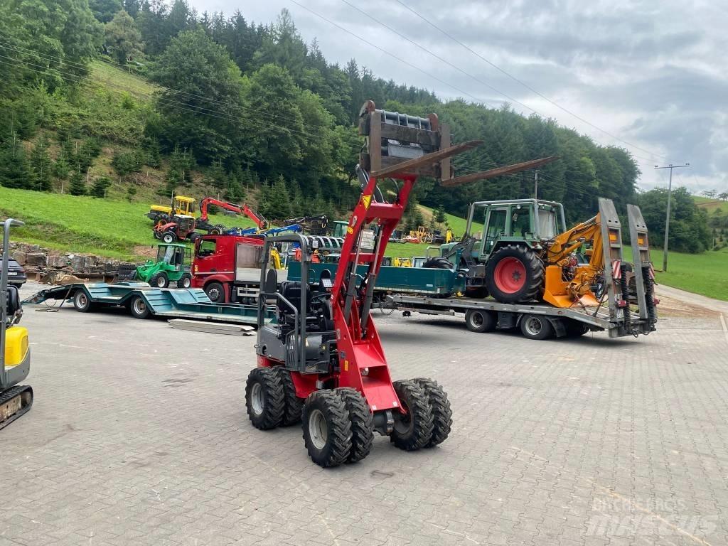 Weidemann 1140 Wheel Loaders