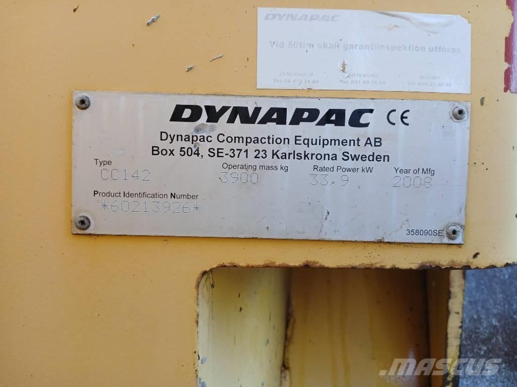 Dynapac CC142, Vält Twin drum rollers