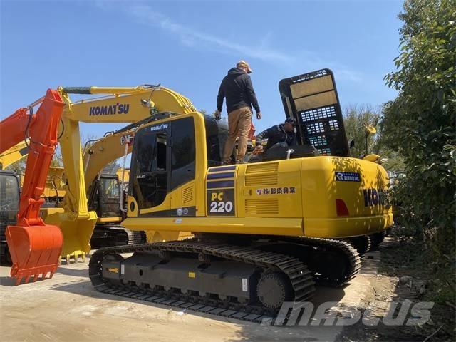 Komatsu PC 220-8 Crawler Excavators