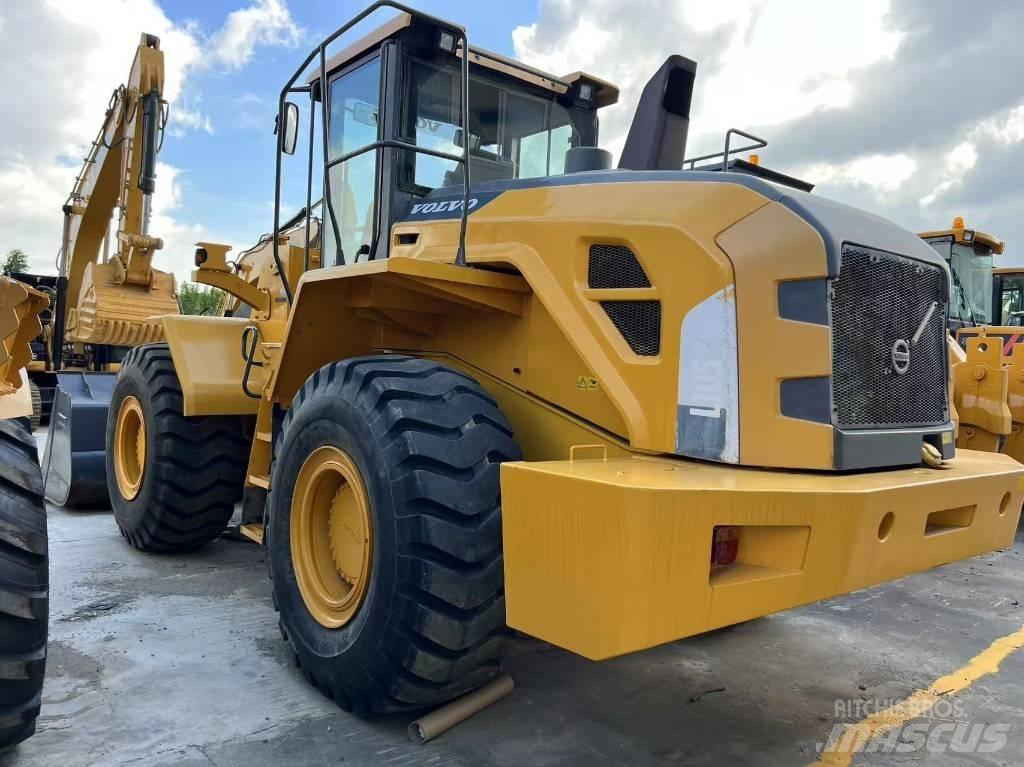 Volvo L 105 Wheel Loaders