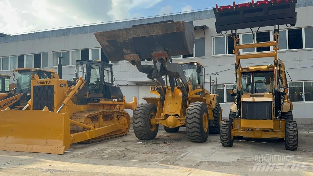 Volvo L 105 Wheel Loaders