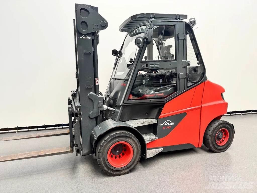 Linde 1279 E 70-01 Electric Forklifts