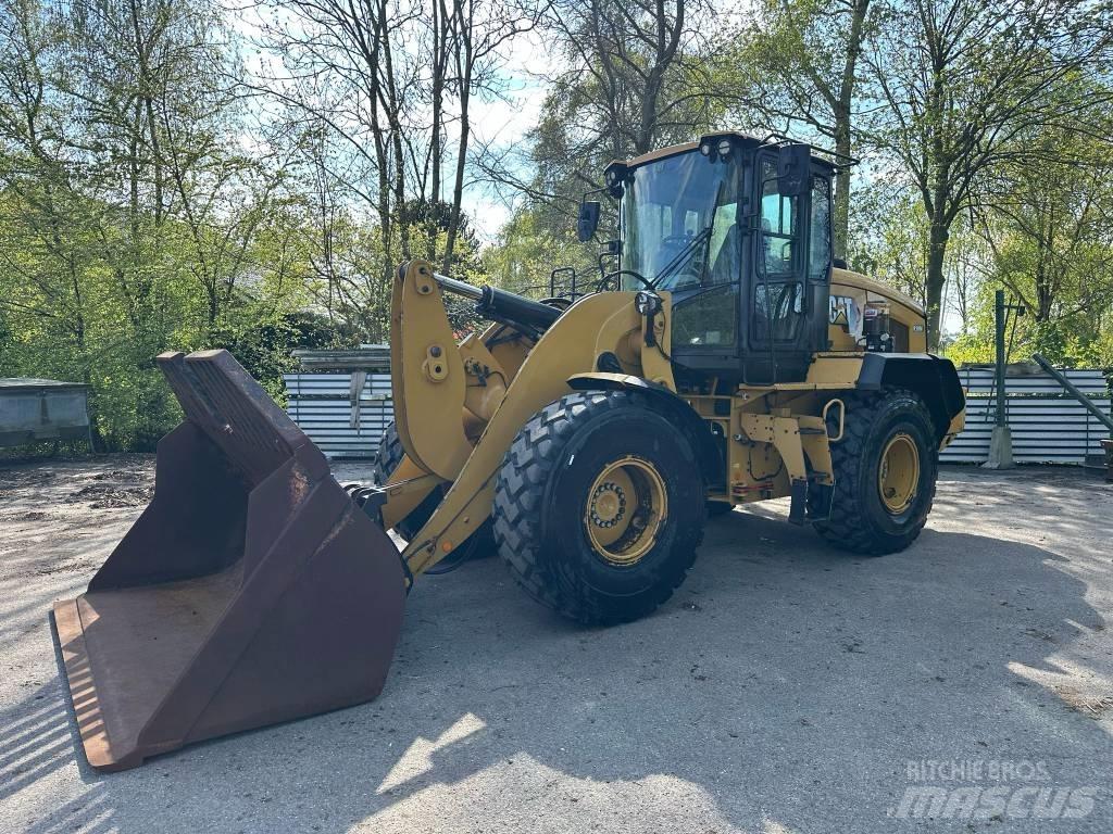 CAT 930M Wheel Loaders