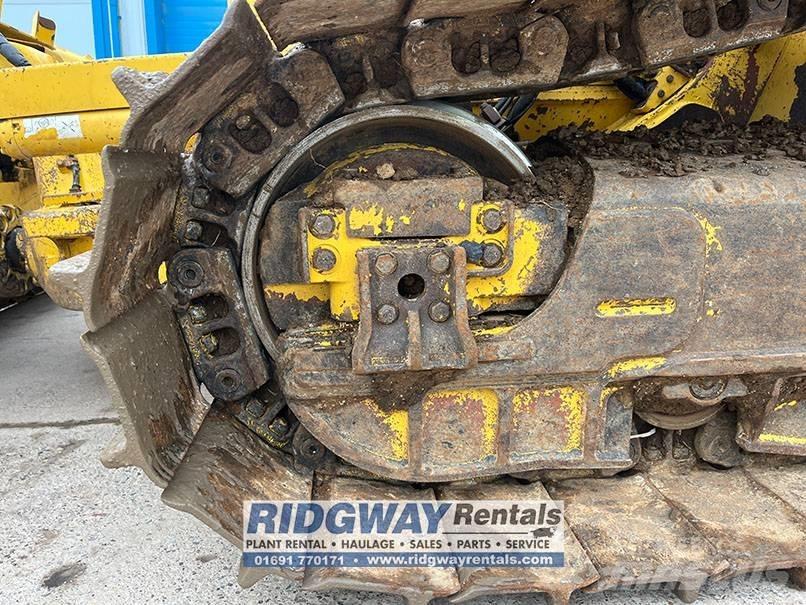 Komatsu D 51 PX-24 Crawler dozers