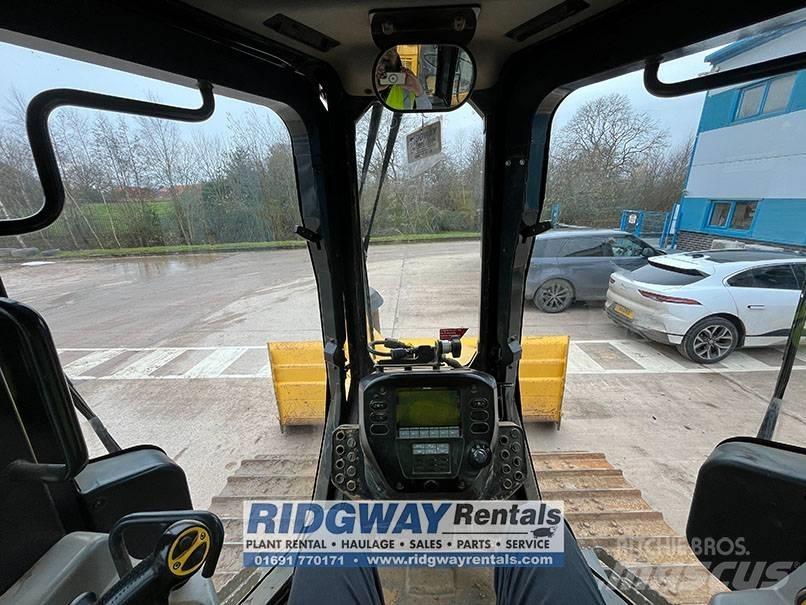 Komatsu D 51 PX-24 Crawler dozers