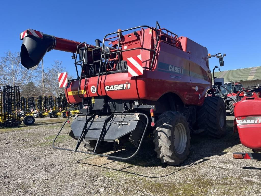Case IH AF 5130 Combine Harvesters