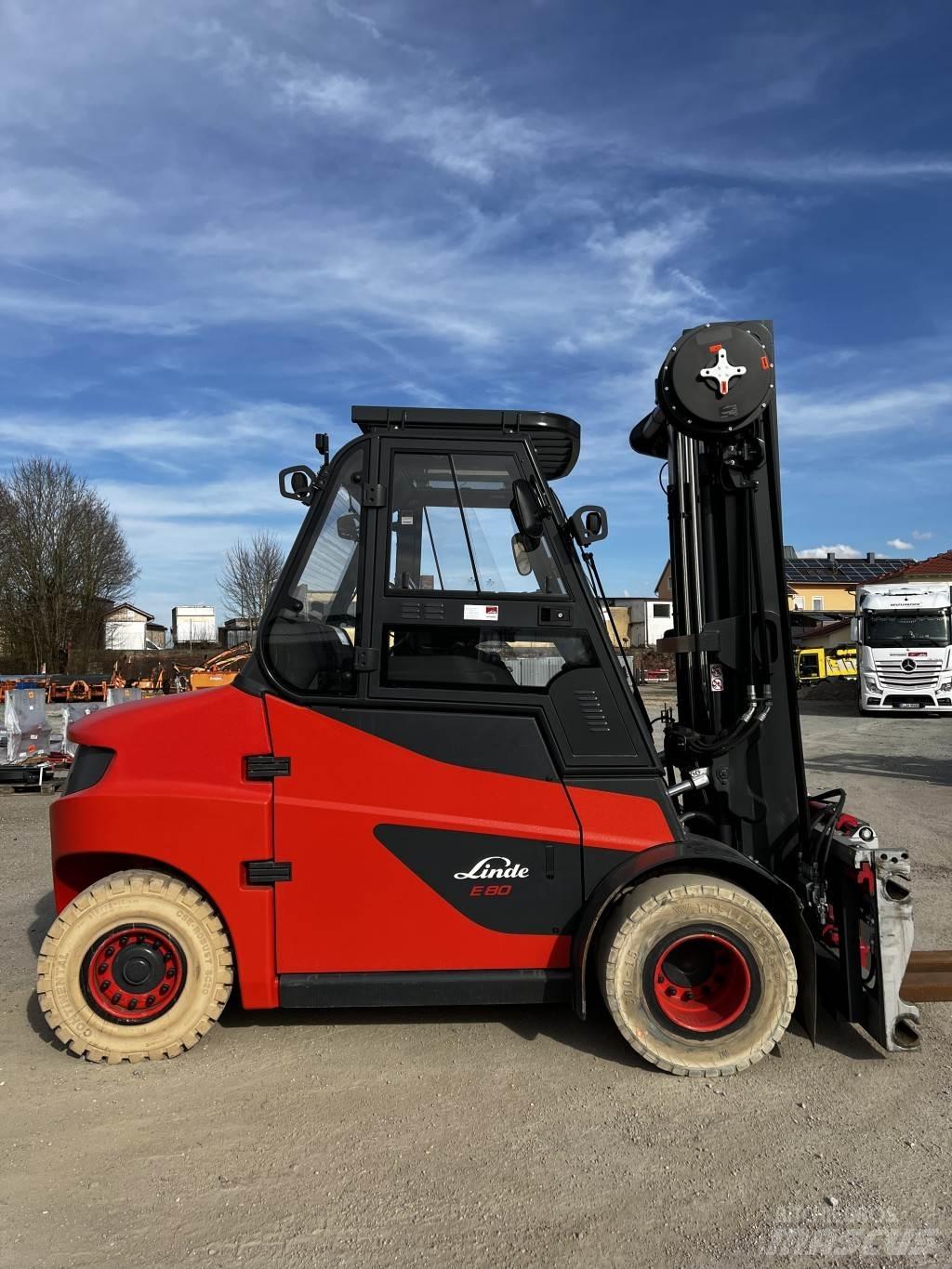 Linde E80/900 Electric Forklifts