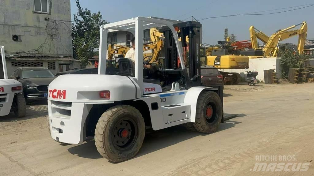 TCM FD 100 Z8 Telescopic Handlers