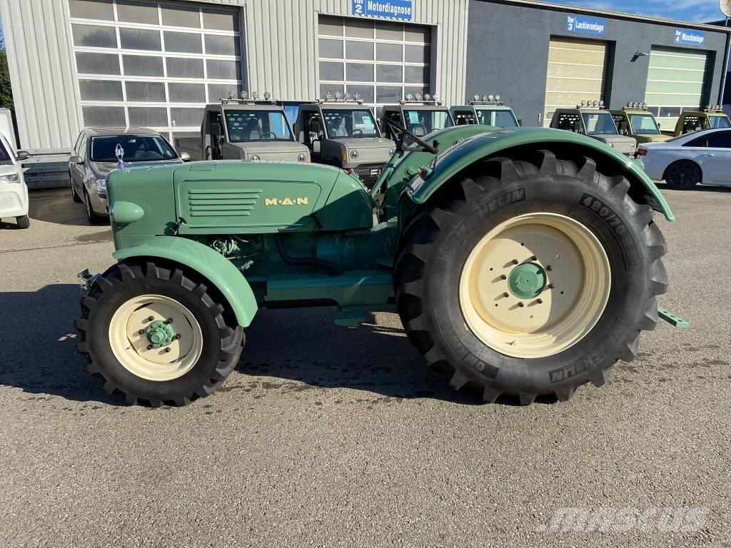 MAN 4/R3 Tractors