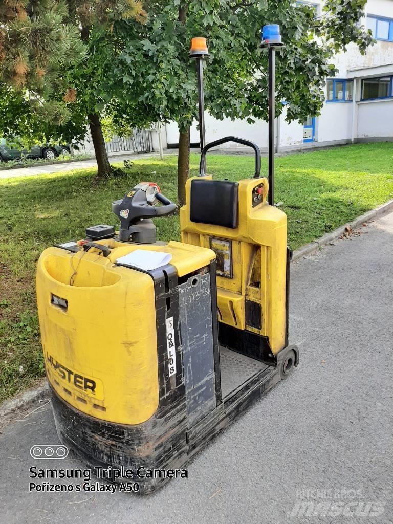 Hyster LO5.0T Tow Trucks / Wreckers