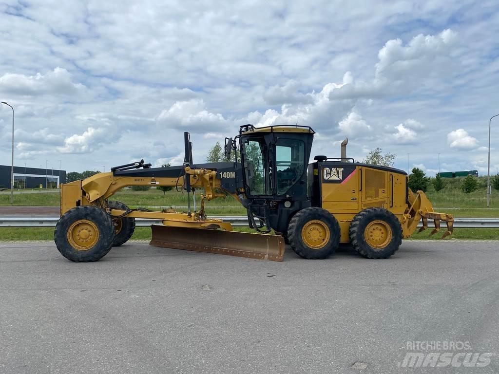 CAT 140M Motor Graders