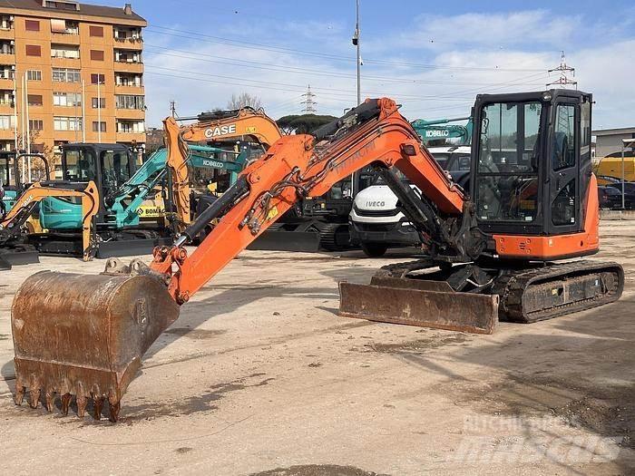 Hitachi ZX65USB Mini Excavators <7t (Mini Diggers)