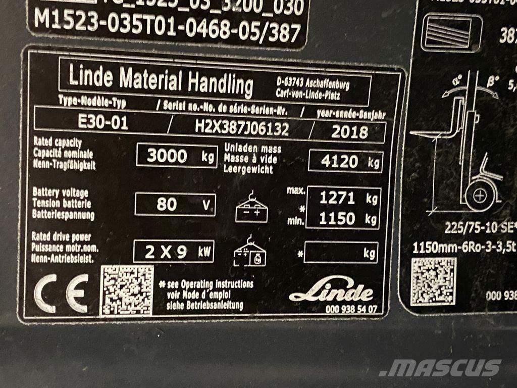 Linde E30-01 Electric Forklifts