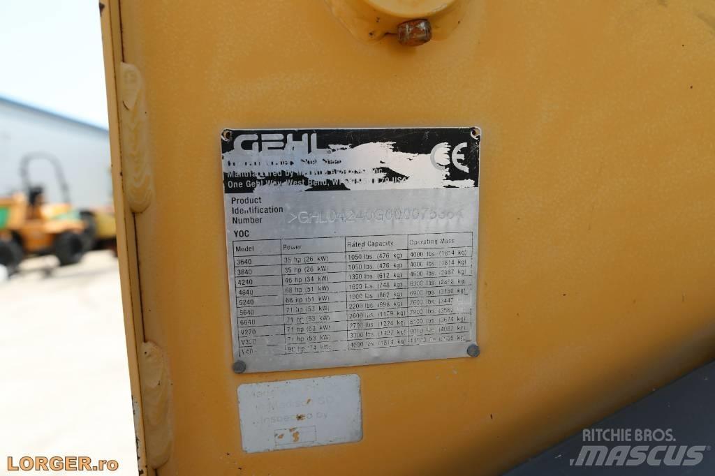 Gehl 4240 Skid Steer Loaders