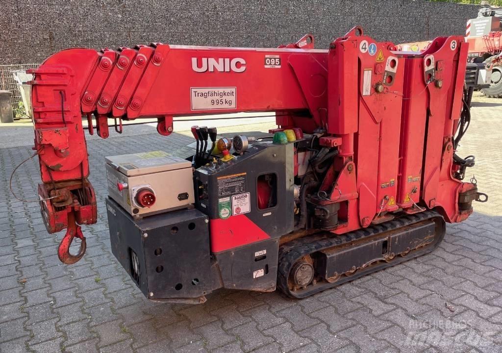 Unic URW-095 Crawler Cranes