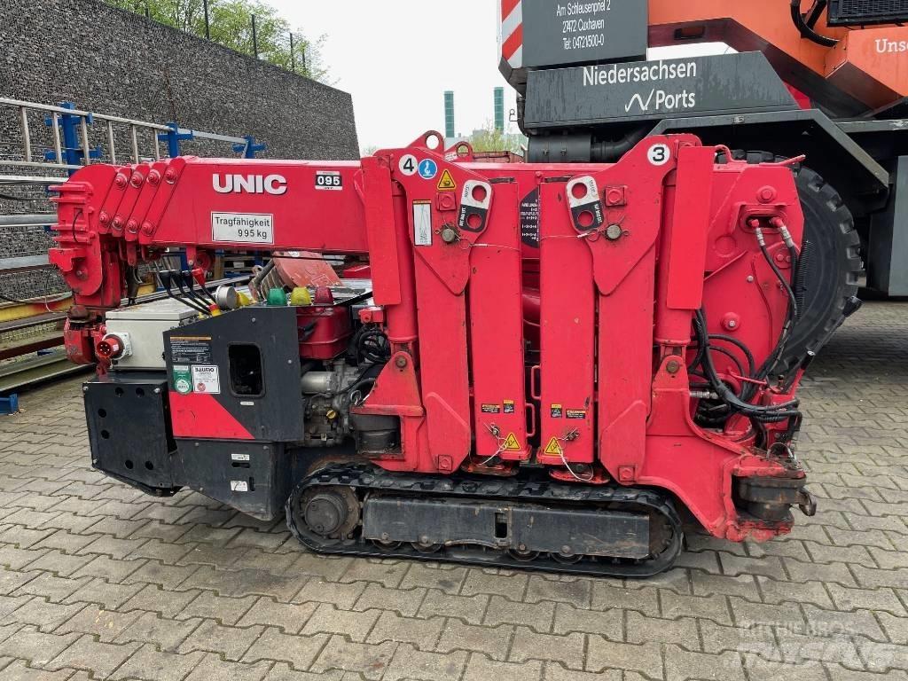 Unic URW-095 Crawler Cranes