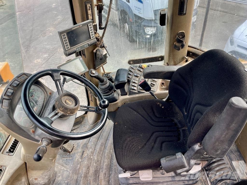CASE 721F Wheel Loaders