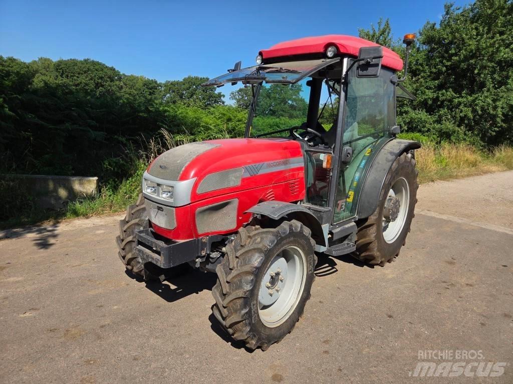 McCormick F 90 Tractors