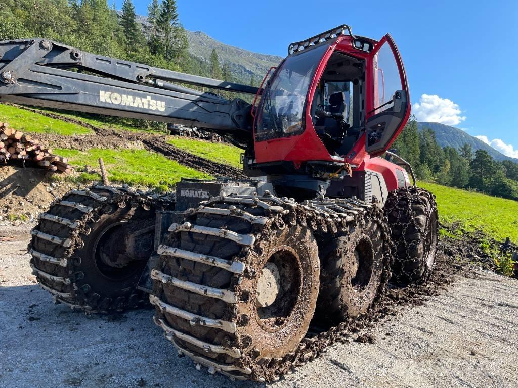 Komatsu 951 Harvesters