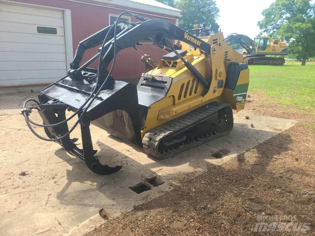 Vermeer S800TX Skid Steer Loaders