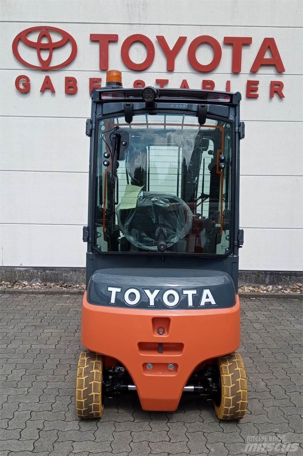 Toyota 8FBMK16T Electric Forklifts