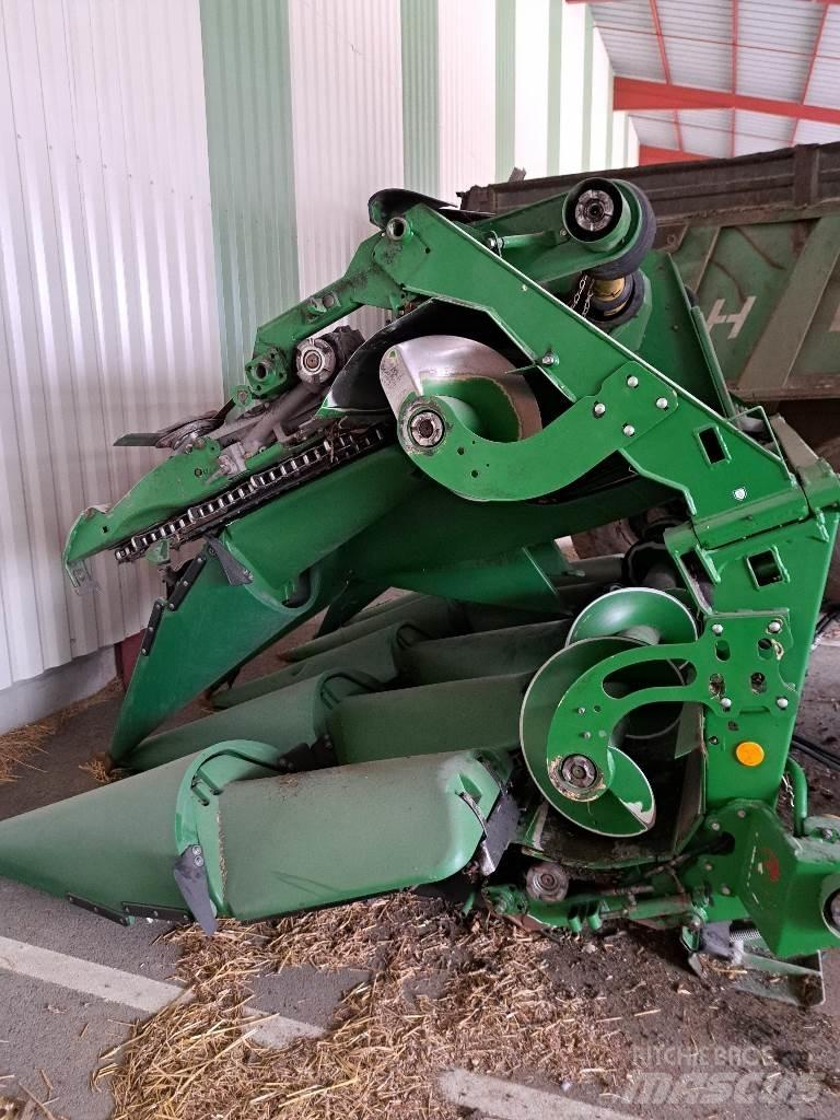 John Deere 608C Harvester Headers