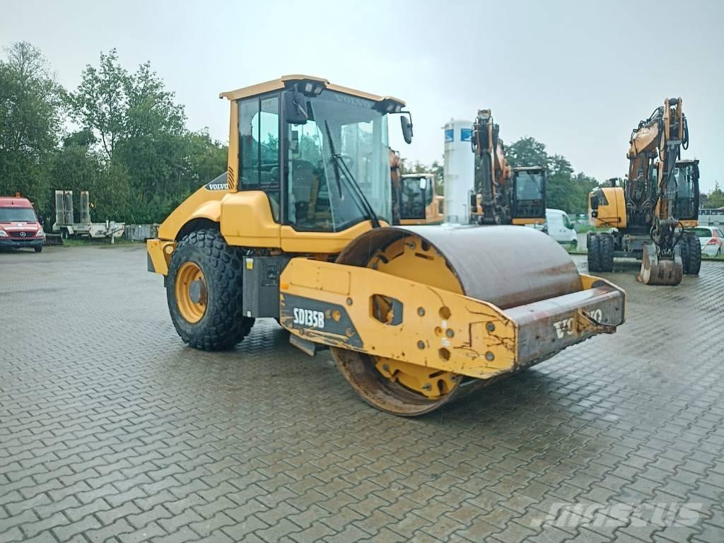 Volvo SD 135 B Single drum rollers