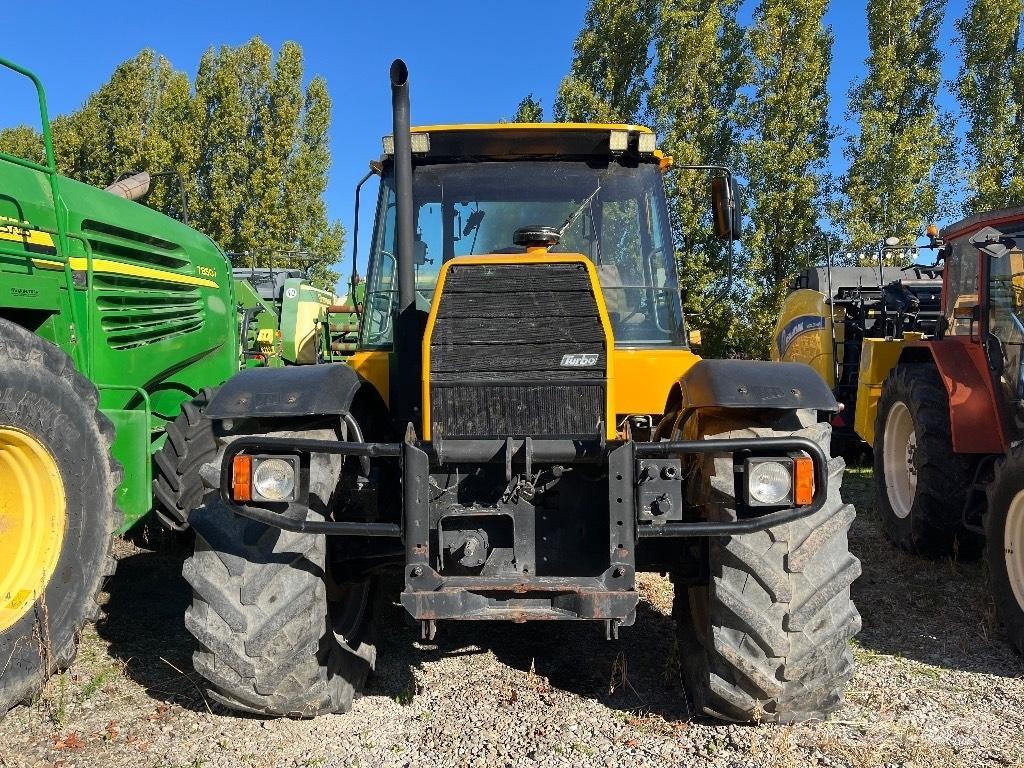 JCB Fastrac 155-65 Tractors