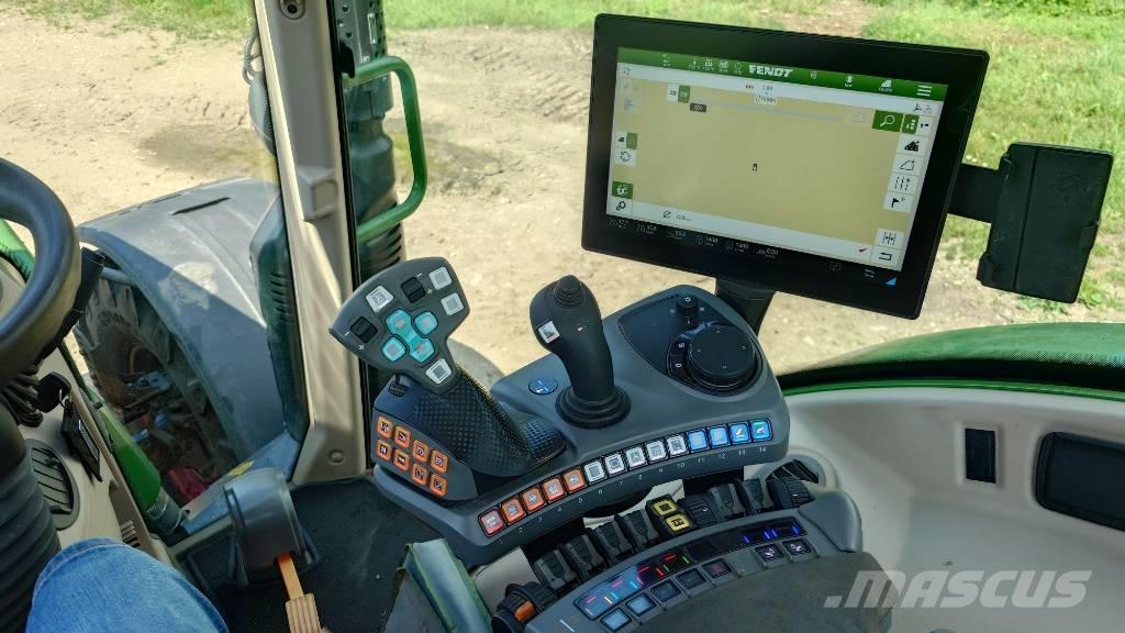 Fendt 724 Profi Plus Tractors