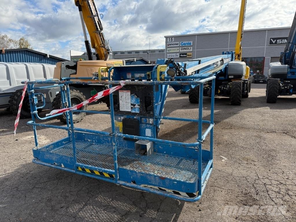 Genie SX 125 XC Articulated boom lifts