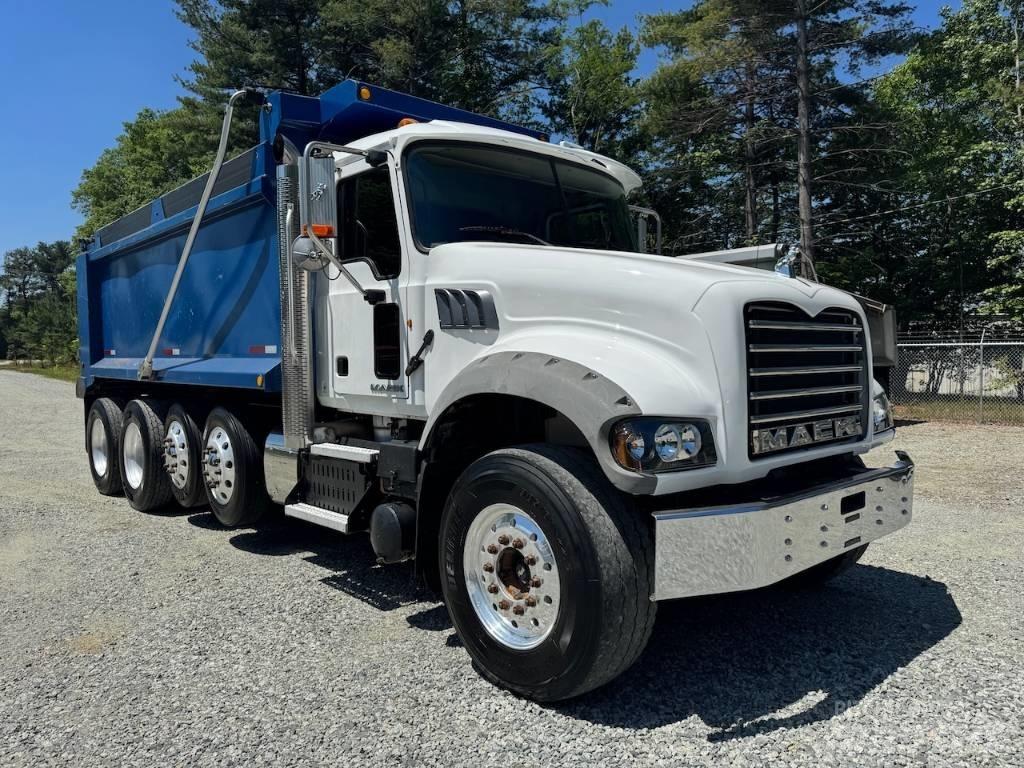 Mack GU 713 Dump Trucks