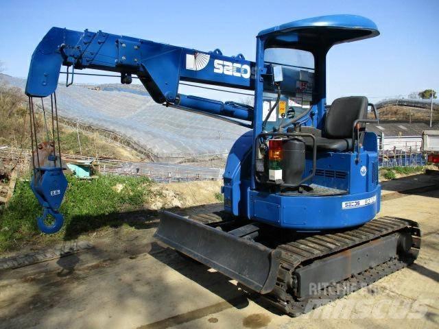 Nagano CX-26 Crawler Cranes