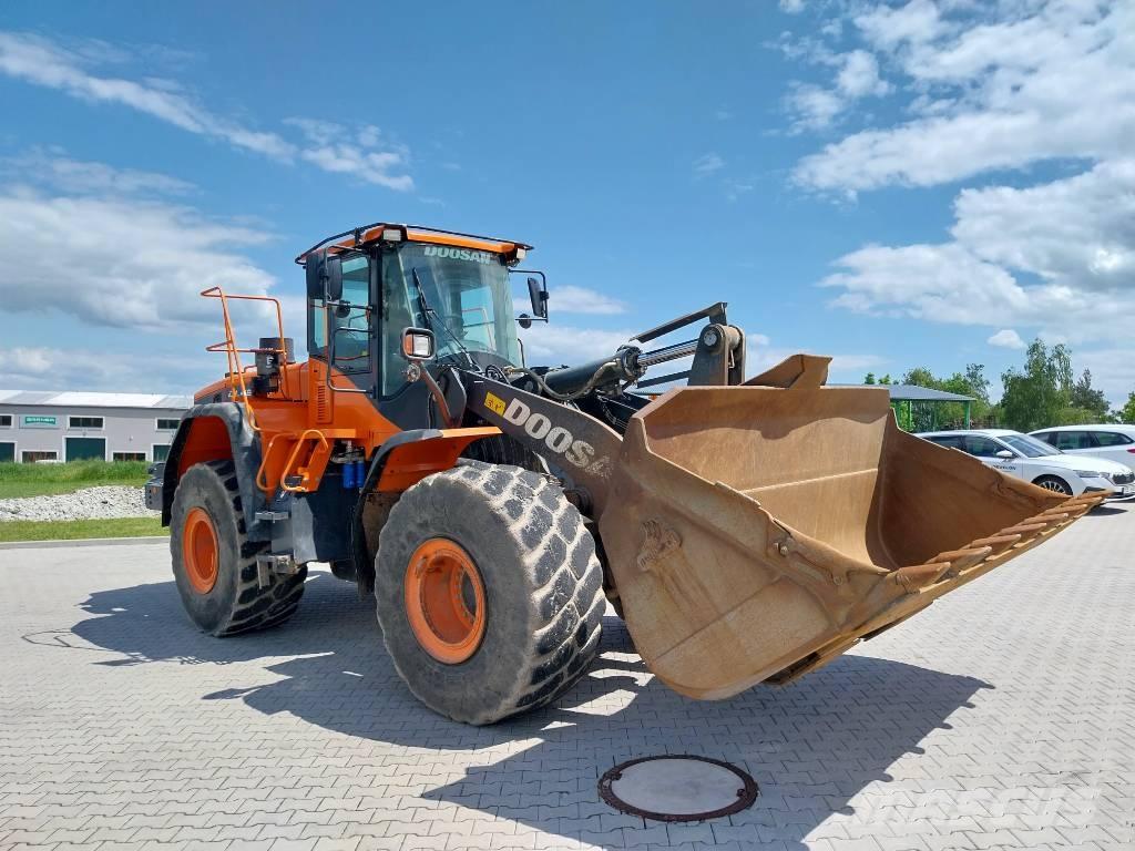 Doosan DL 420CVT-5 Wheel Loaders
