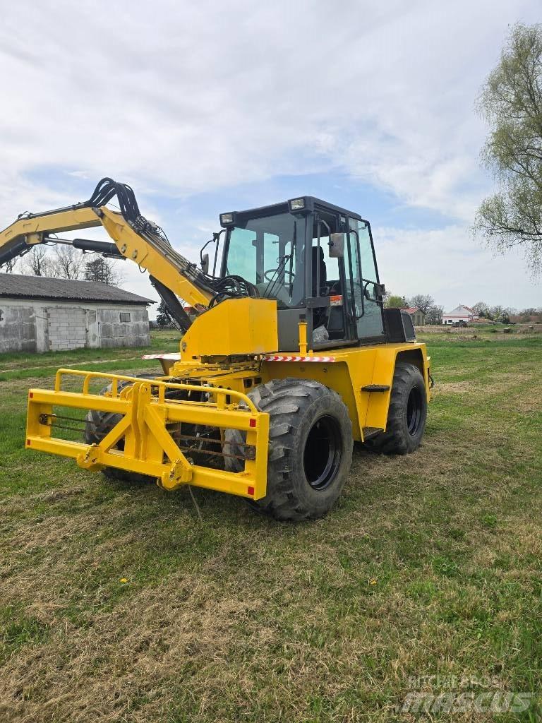  Berky 3800 Utility Machines