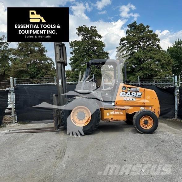 CASE 586H Rough Terrain Trucks
