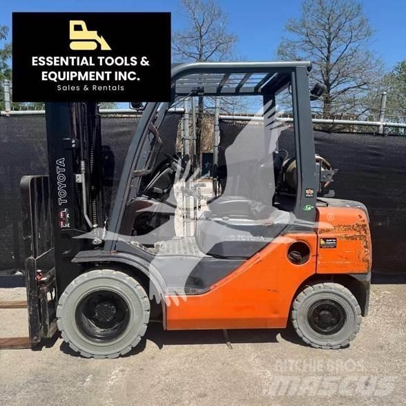 Toyota 8FGU25 Diesel Forklifts