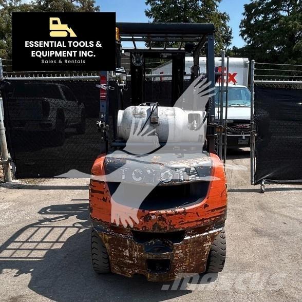 Toyota 8FGU25 Diesel Forklifts